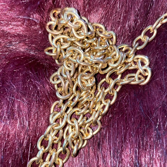 Burgundy Faux Fur Zipper Clutch with Gold chain - Picture 6 of 6